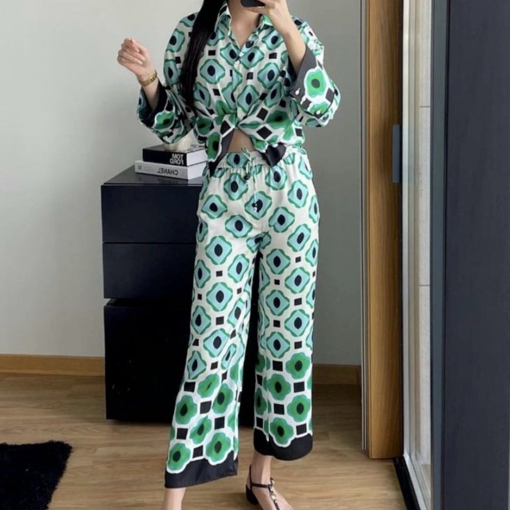 Zara Set Geometric Print Matching 2 Piece Shirt Pants Size XS • BLOGGER FAVORITE - Picture 9 of 16